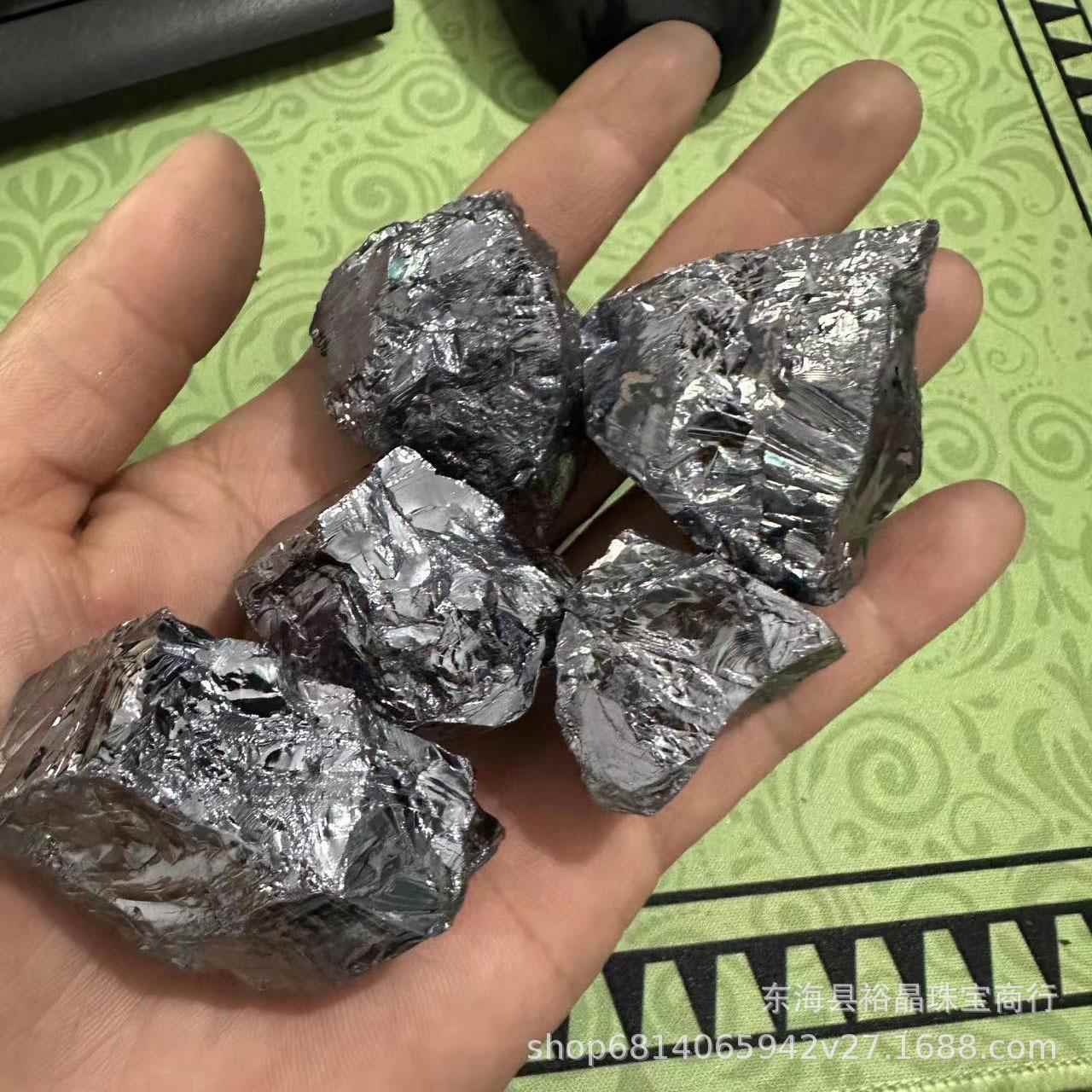 天然太赫兹原石碎石扩香石装饰石花盆装饰布景石硅钛赫磁石