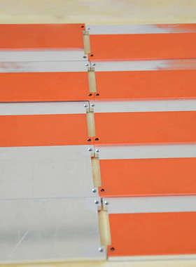 弧面热批发卡版酒瓶盖板转印盒烫酒厂家烫金红色直供硅胶类类