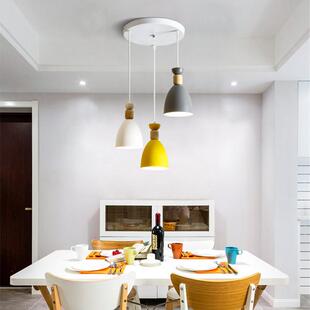 餐厅吊灯三头现代极简主义卧室酒吧灯斯堪 马卡龙 纳维亚创意时尚