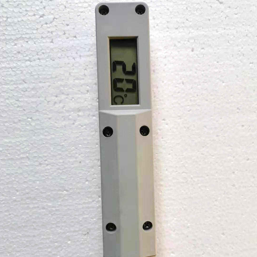 товар из китая None