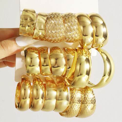 gold personalized C-shaped earring set 3-piece set