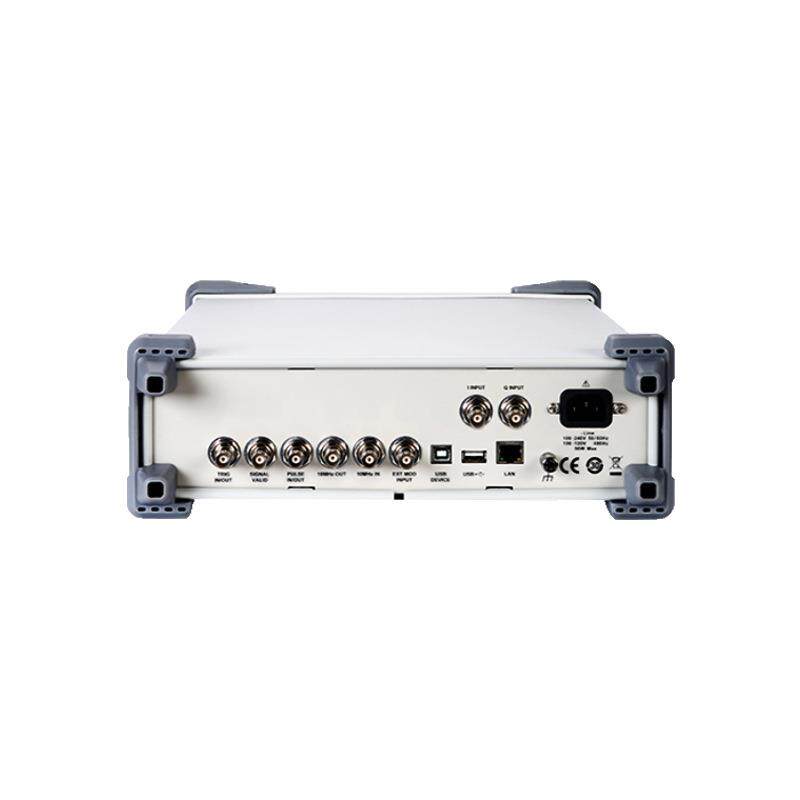 鼎阳SSG3021X射频信号发生器5英寸电容触摸屏频率2.1GHz/3.2GHz