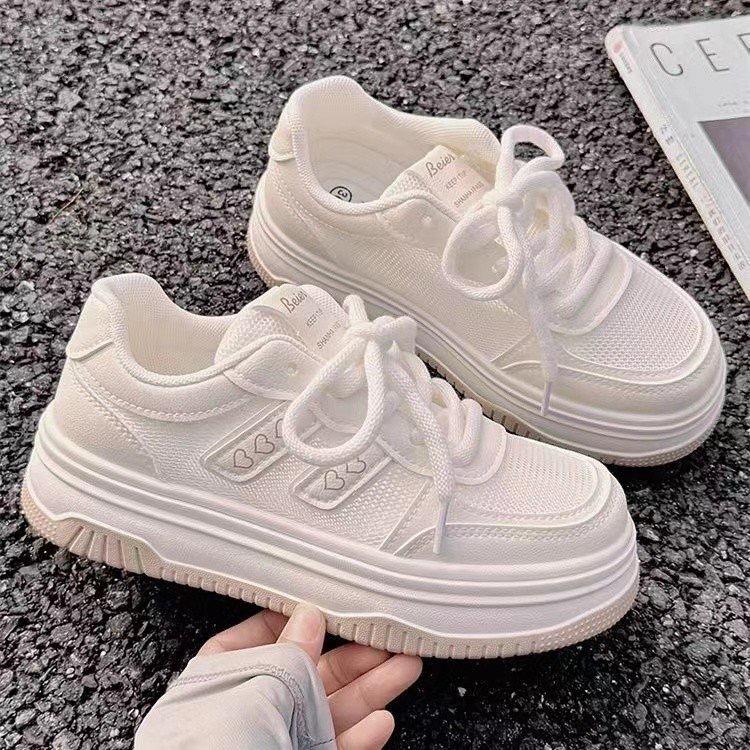 春秋女鞋小白裙子透气休闲老爹鞋