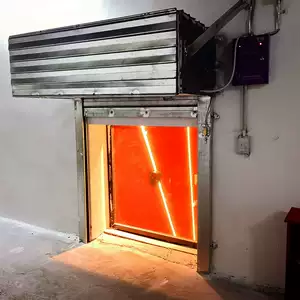 Комната по магазинам в кинотеатра