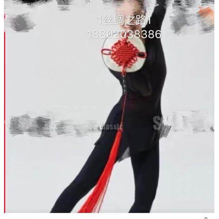 高档汉族表演出红大色秧歌服 刘岩中服国结道具扇桃李杯中国团结