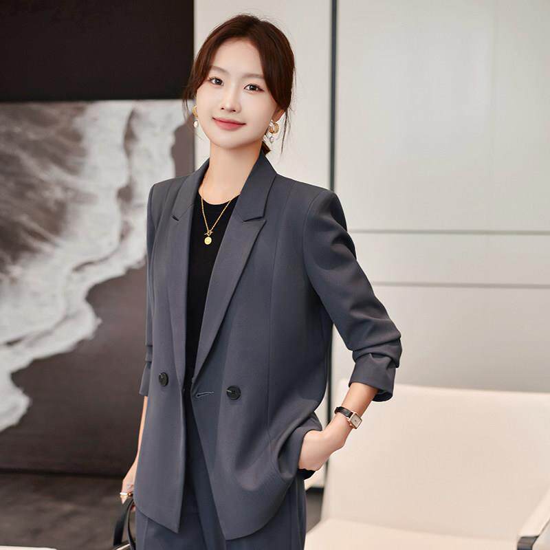 2026春秋新款高级设计感小众灰色休闲小西装外套女士宽松西服套装