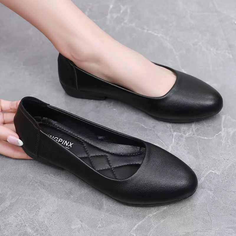 工作鞋女黑色平底皮鞋空姐酒店上班单鞋春软底浅口职业工装不累脚