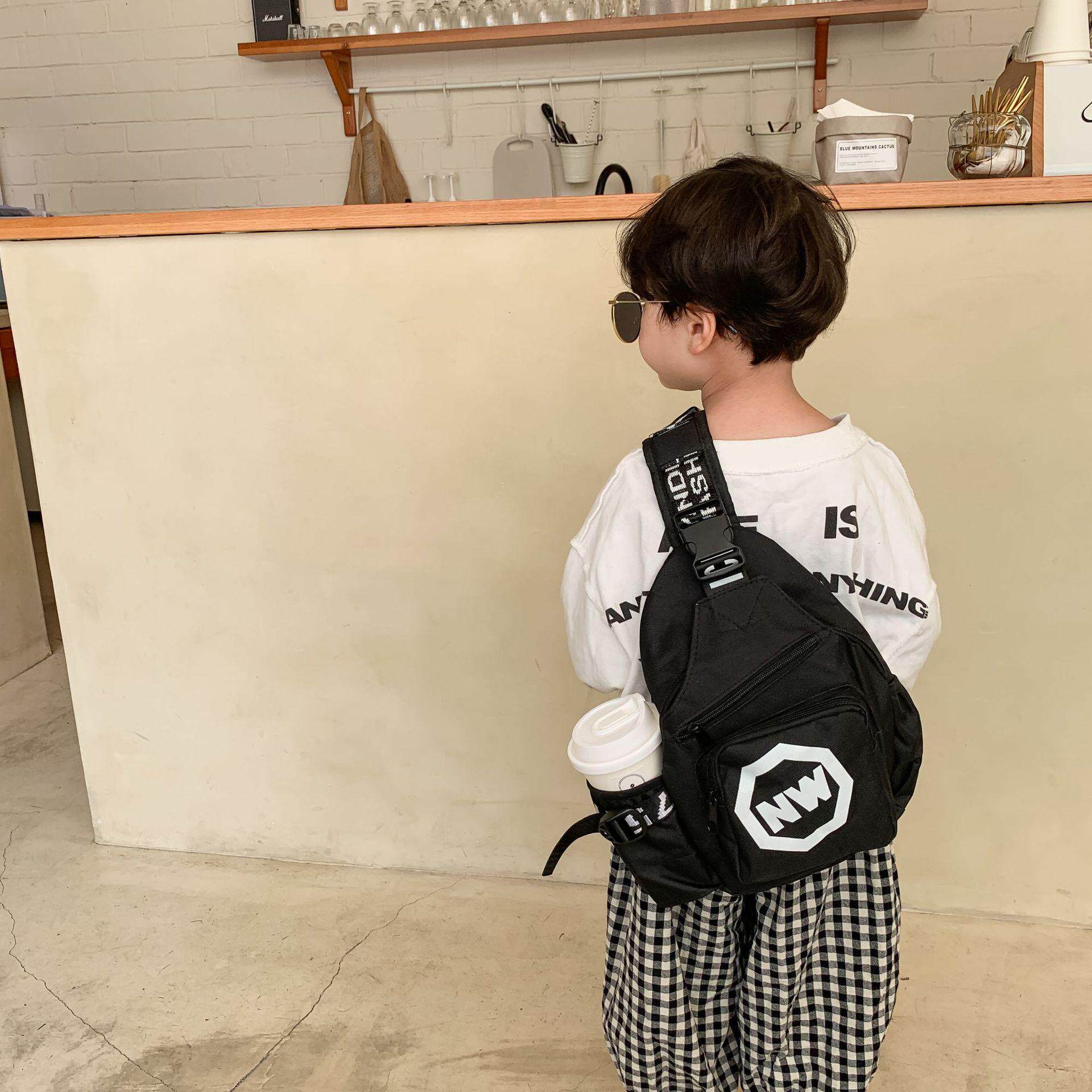 网红韩版儿童斜挎包时尚男童女童包包小包帅气小男孩子背包潮户外