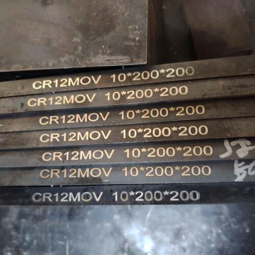 模具钢现货CR12MOV淬火料58-60HRC冲子料硬料200×300真空热处理
