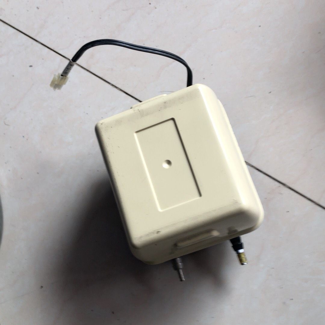 日本小气泵SPP-6GAS,+成色如图，功能正常，顺丰到付不