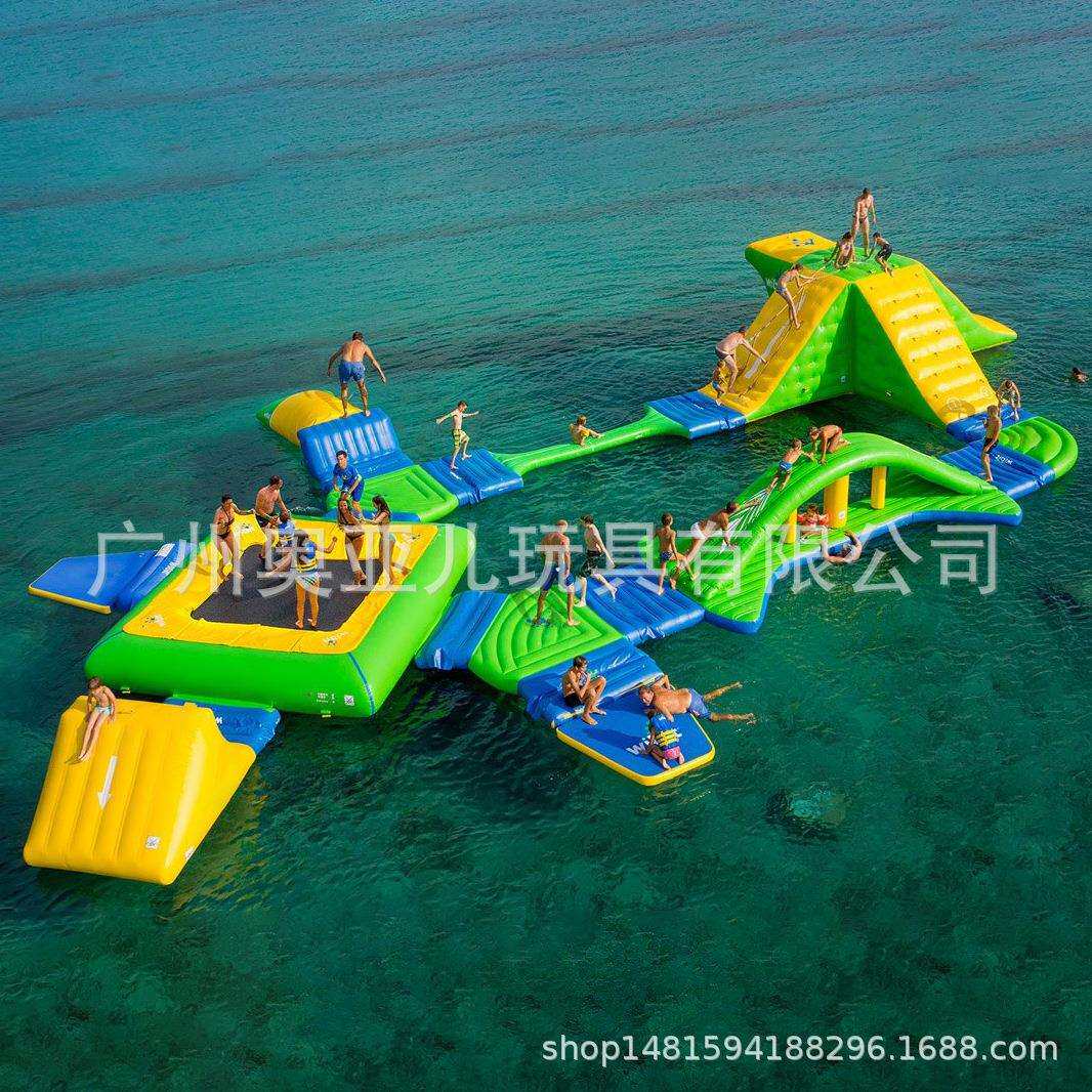 大型户外水上乐园景区湖面海上成人充气冲关漂浮玩具设备气模