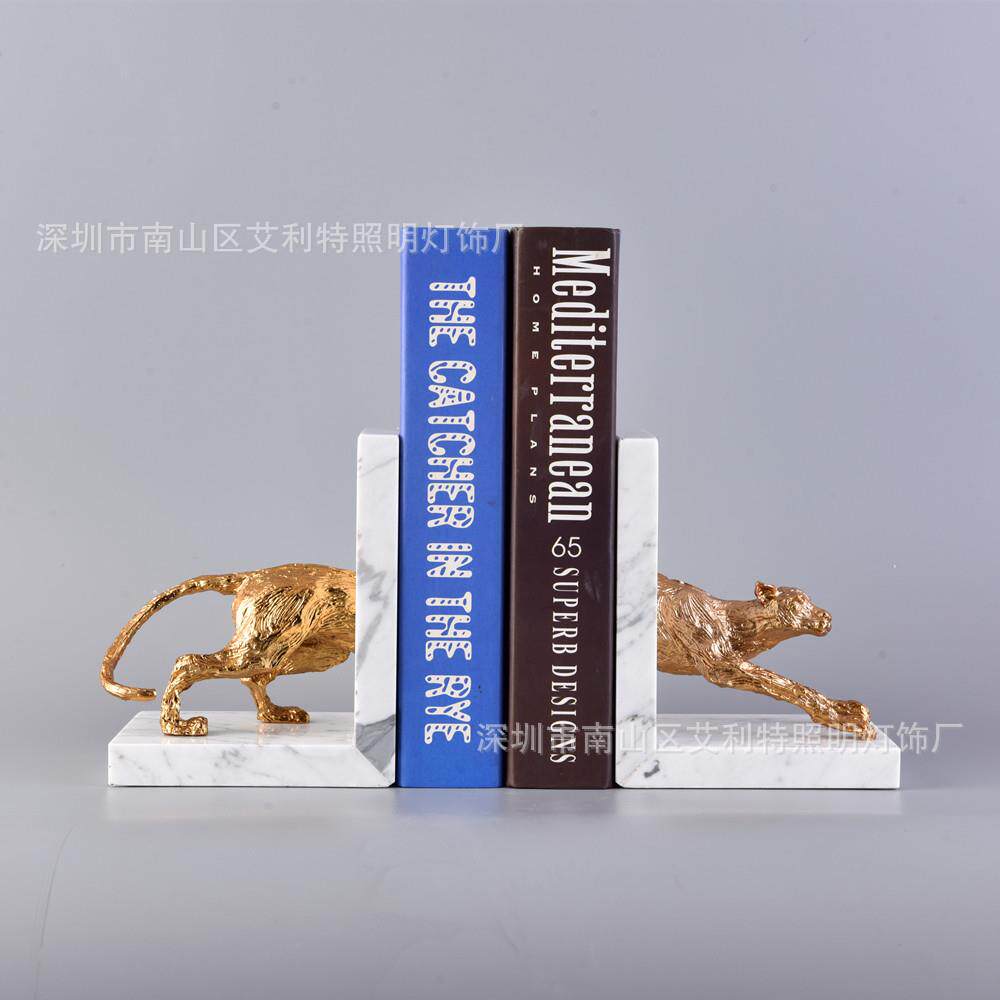 现代轻奢大理石书档样板房书房办公室书桌书柜新中式豹子书靠摆件