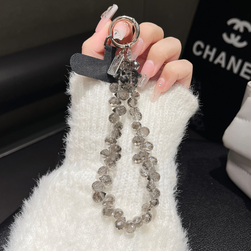 黑水晶手机链高级感串珠挂链精致新款女手腕透明链条挂件手链高端