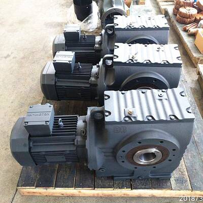 日邦SAZ127蜗轮减速机变速机用于起重机输送机搅拌设备欢迎选购