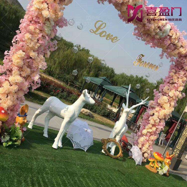 婚庆道具白鹿树脂梅花鹿婚礼背景装饰道具舞台迎宾区场景布置