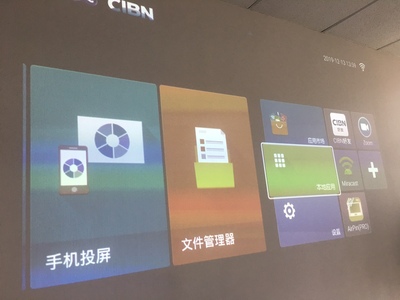 比比看明基投影仪和索尼投影仪哪个好?优缺点表现在哪里呢?