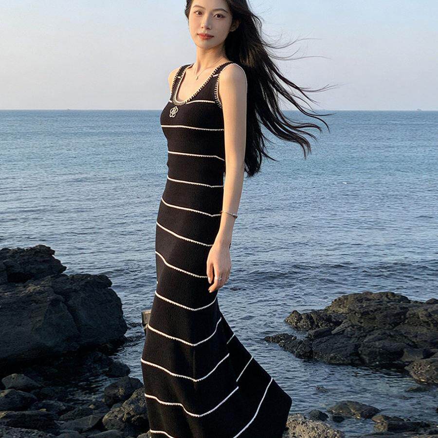 法式Rixo Kelly高级感无袖背心长裙黑色条纹山茶花针织内搭连衣裙