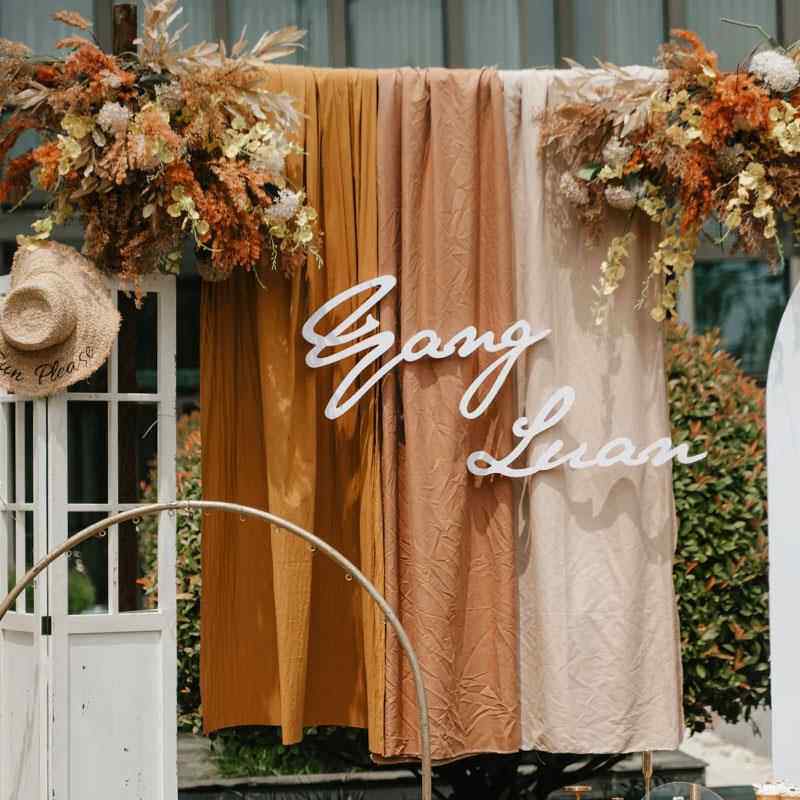 新的婚礼背景纱布装饰织物珍珠雪纺条纹织物纱布婚礼舞台拱门窗帘