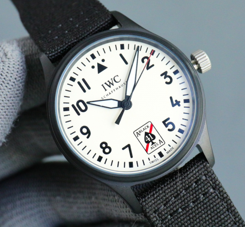 黑桃A】99新全套未使用IWC万国表飞行员IW326905自动机械男表正品