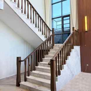 实木楼梯扶手现代简约风格 护栏小蛮腰纯实木栏杆立柱室内家用