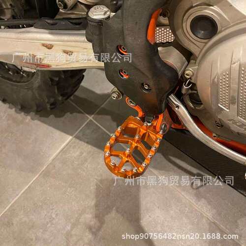 适用17-23KTM/EXC/SXF胡思瓦纳/TE/FE恒舰Z300 开禧320脚踏 脚蹬