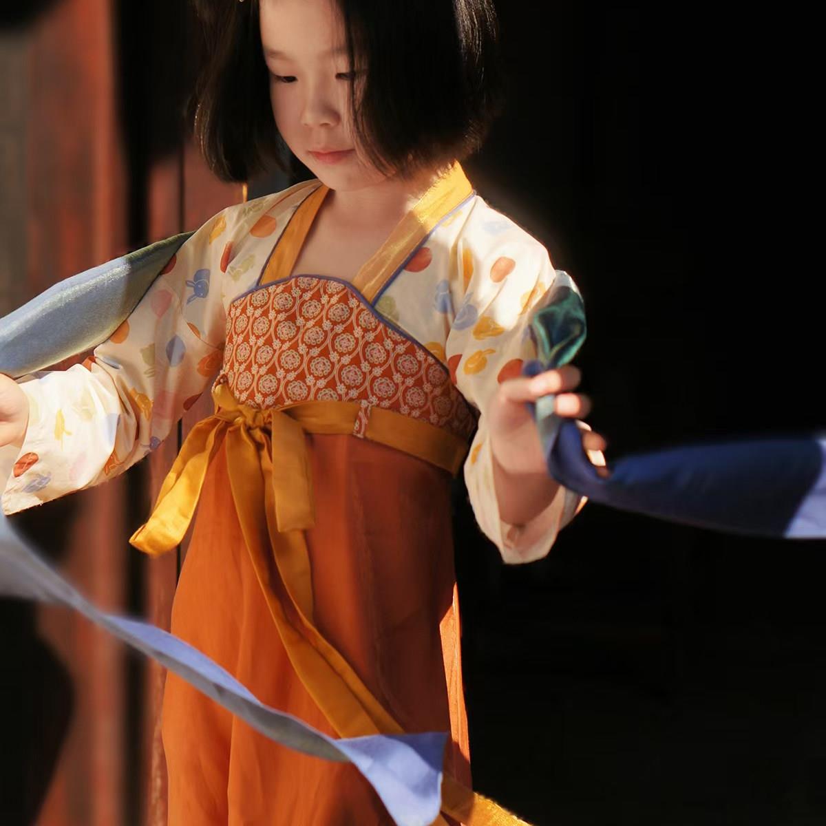 毛小姐 春秋玉兔流霞女童汉服 长袖短袖国风襦裙洋装 舒适棉质