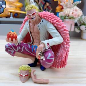 草帽团七武海小唐多弗朗明哥模型蹲姿人物模型桌面摆件周边