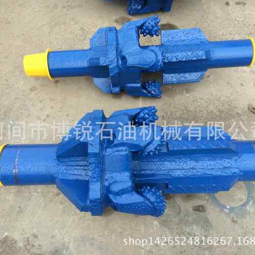 8 1/8 206.4 mm复合片pdc 三牙轮镶齿钻头