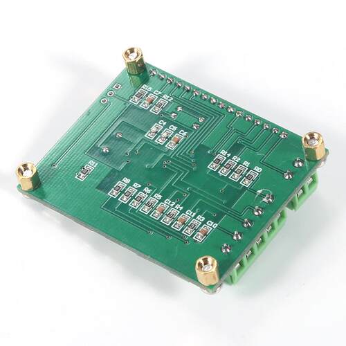 三相正弦信号发生器 相位可调0~360度 0.1~2000 Hz 带频率计