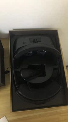 比比看:爱奇艺vr好还是暴风vr眼镜好呢?选错后悔了?