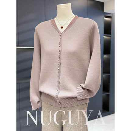 时尚休闲加绒针织衫女妈妈装冬装新款百搭中老年一体绒毛衣打底衫