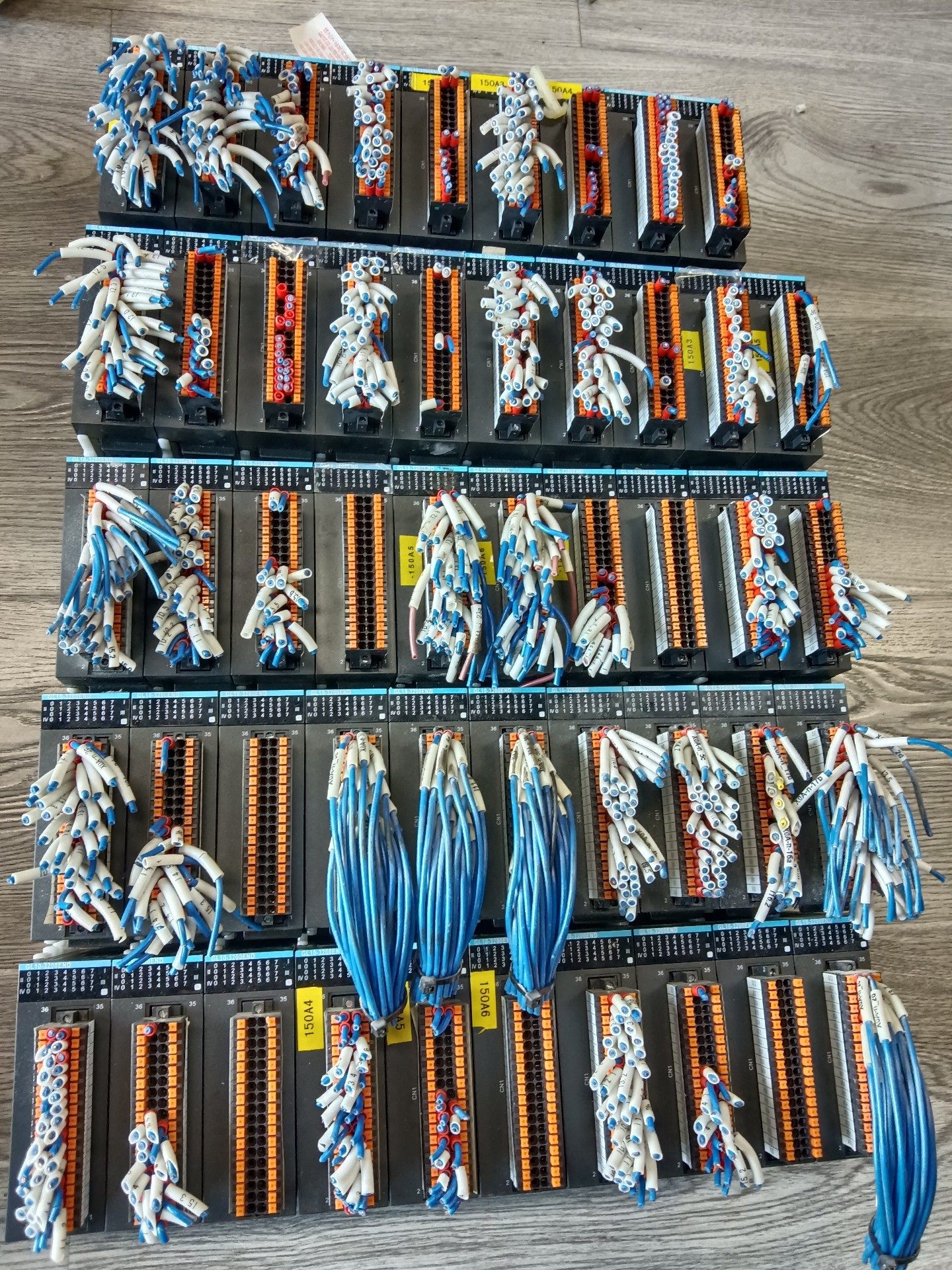 GL10-3200END，拆机包好，有些条形码割掉了，数量4