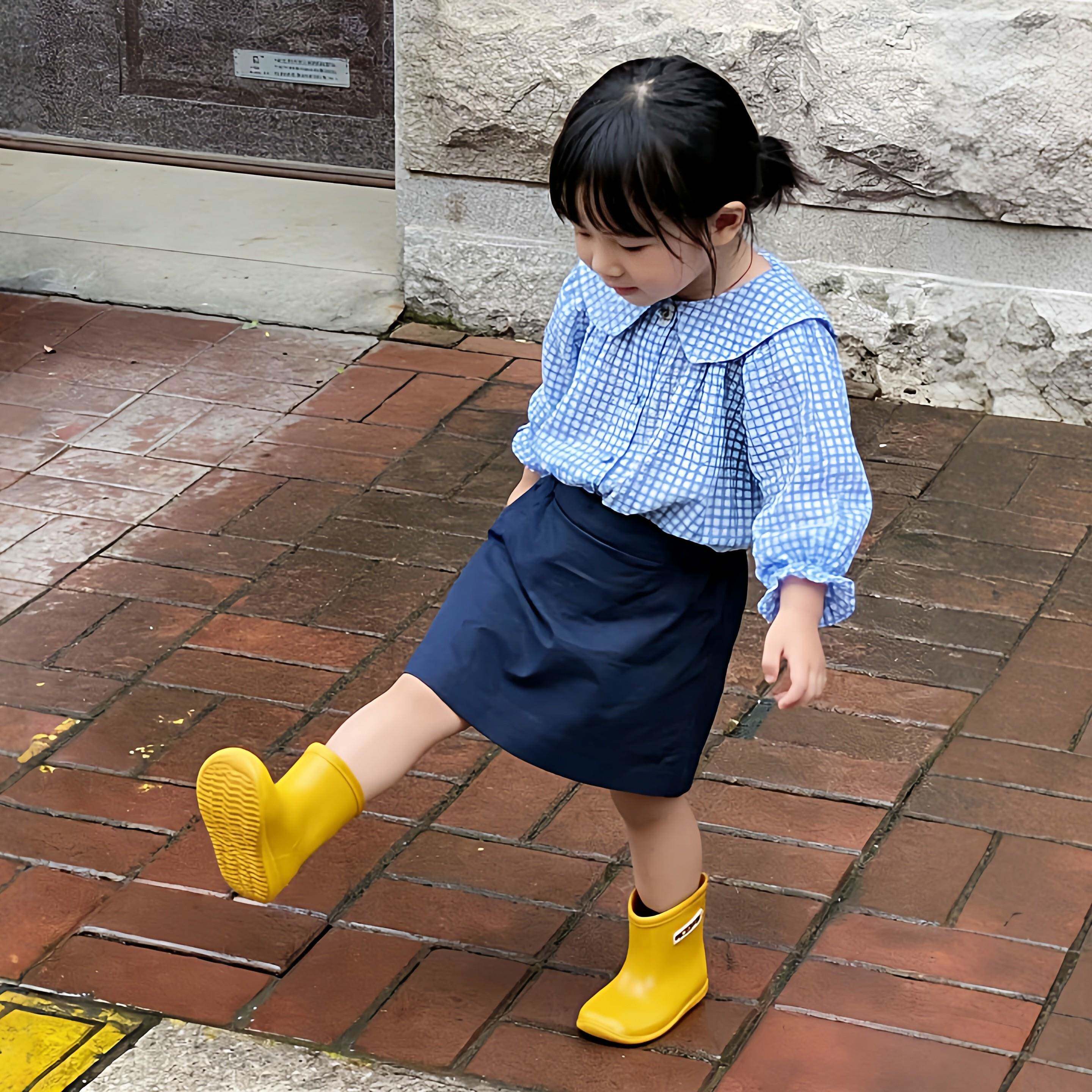 雨鞋雨靴防水防滑加厚耐磨女孩男孩幼儿园宝宝上学雨天踩水鞋