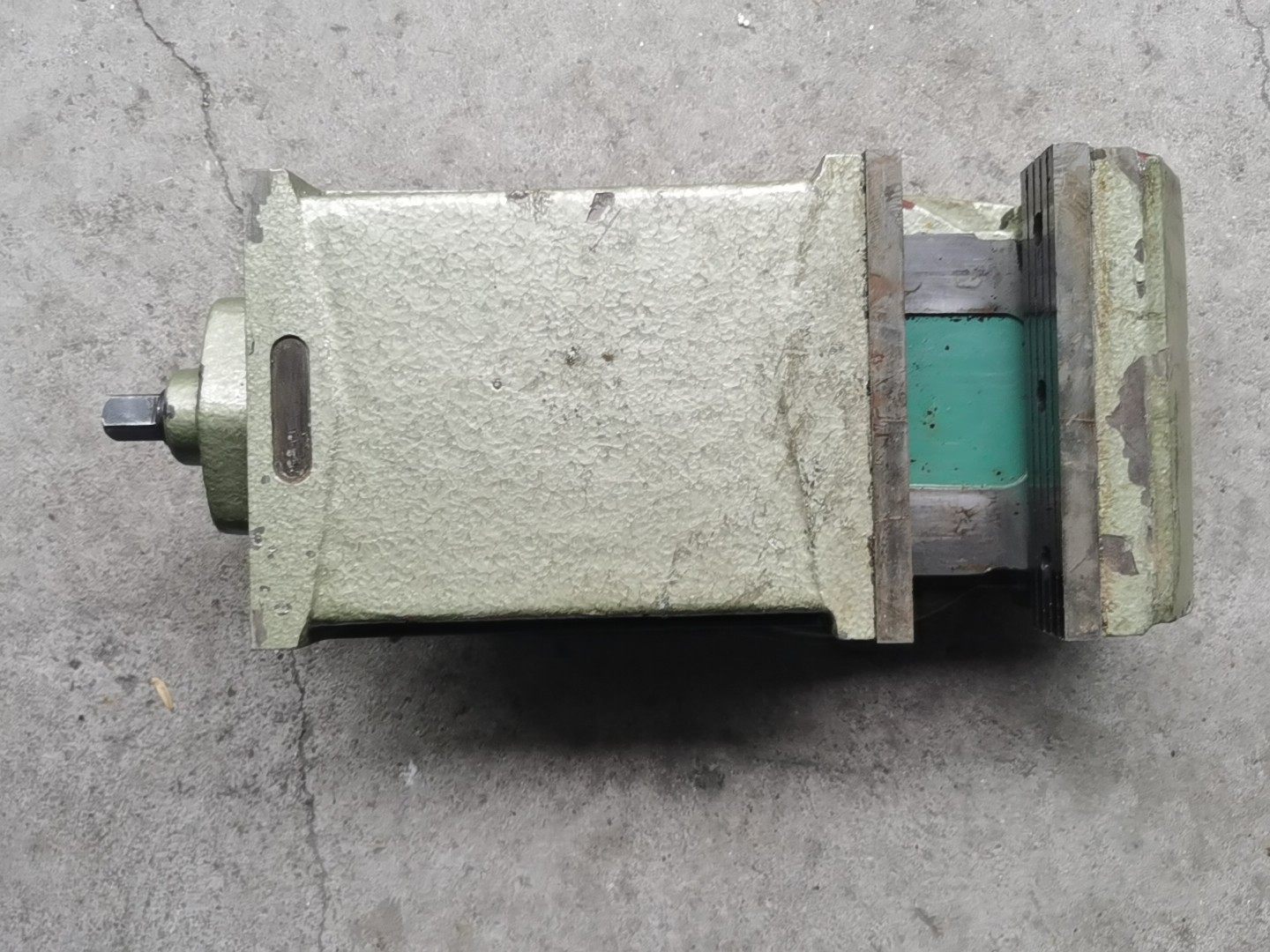 平口钳，闲置一个平口钳，纯新