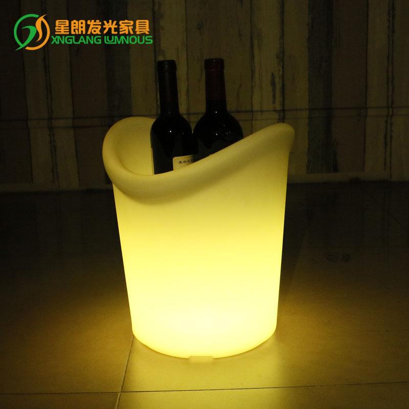唇形啤酒桶冰桶酒吧酒座派对展示酒架滚塑加工塑料桶冰镇创意设计