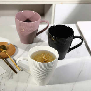 陶瓷马克杯小清新水杯高颜值家用办公室喝水杯情侣宿舍女生杯子