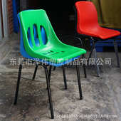供应塑胶椅 钢塑料靠背椅公共场合可套叠胶椅铁脚靠背椅