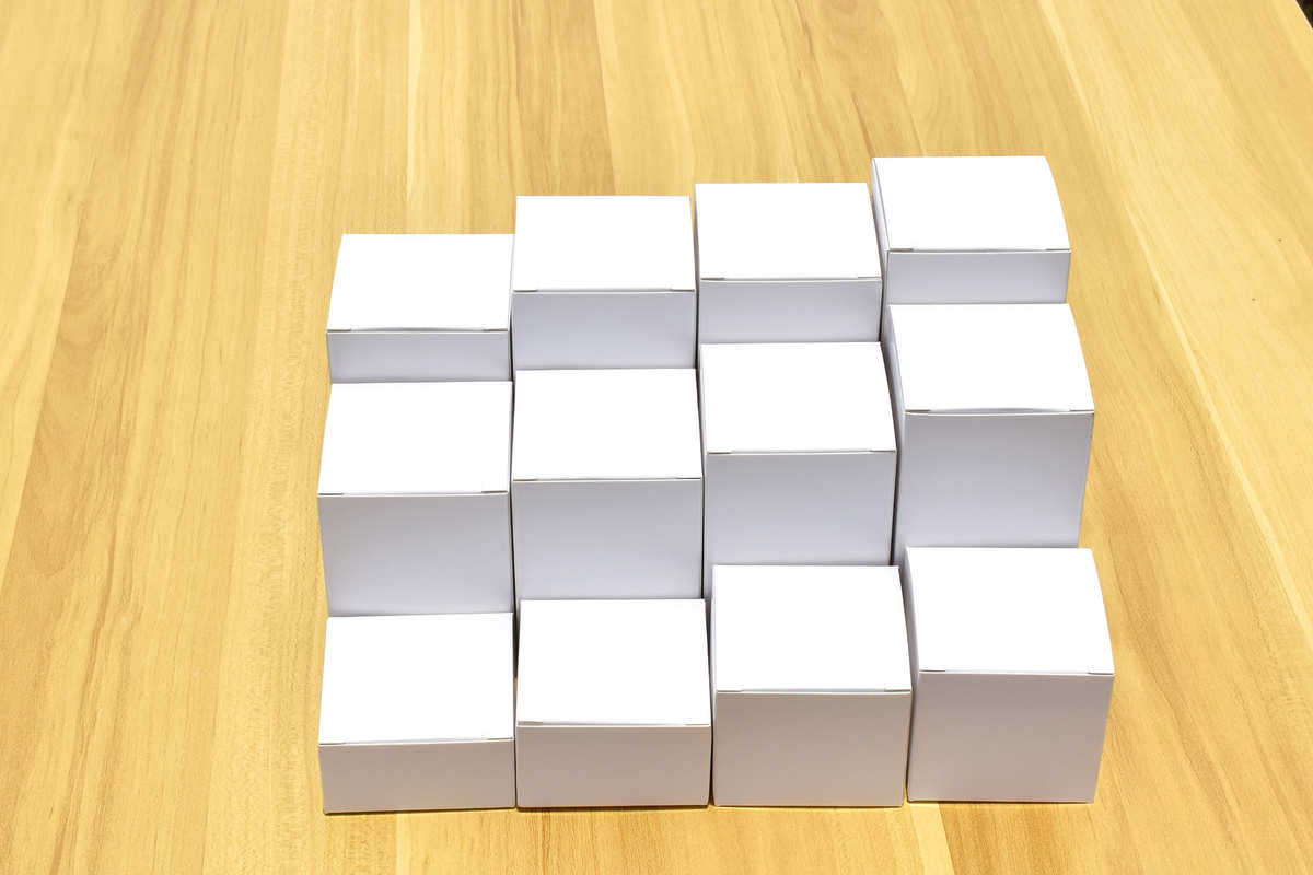 картон 小尺寸现货白卡纸盒21x21x121mm通用现货白卡盒包装盒空白纸盒