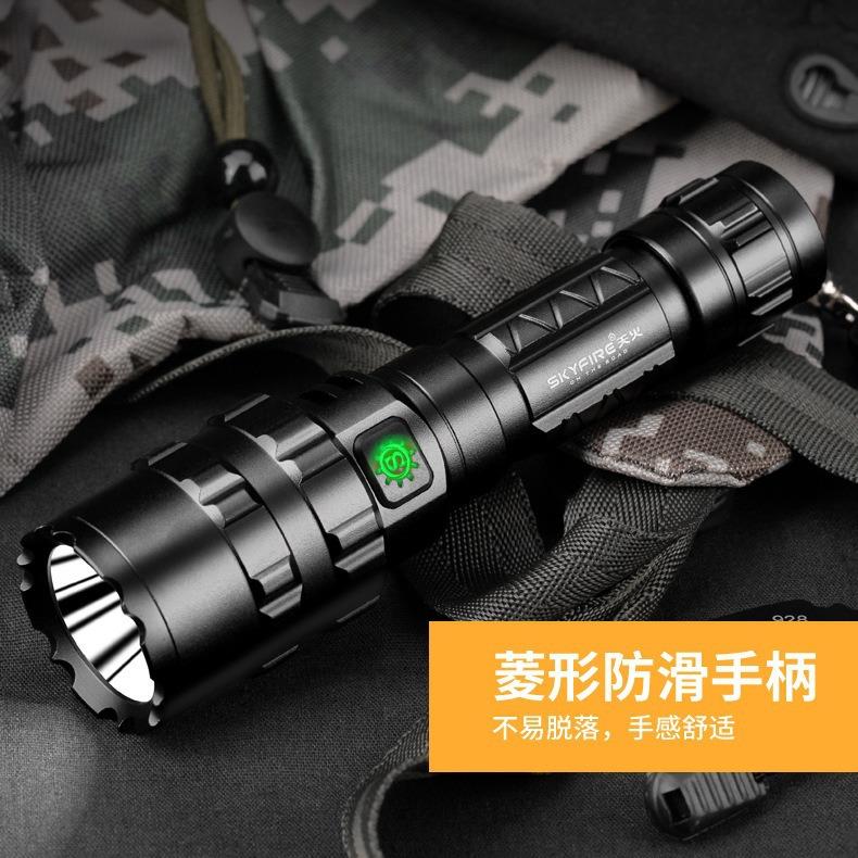 l便调焦款强光防水SF-420手电筒可照充电超亮远射应急明携式ed灯