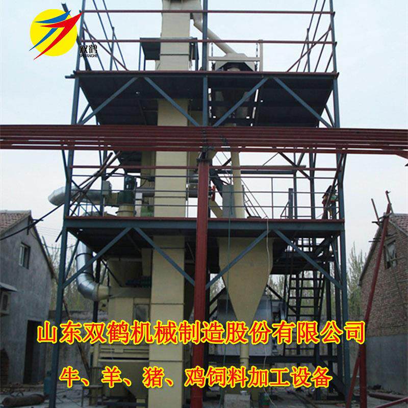 山东双鹤实地安装5吨产量牛羊饲料加工成套设备 反刍饲料机械
