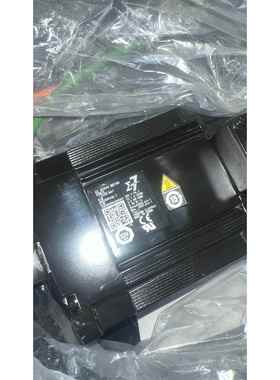 安川YASKWA 电机 SGM7A-25A7A61 SGM7A-15A7A6C SGM7A-15AFA2C议