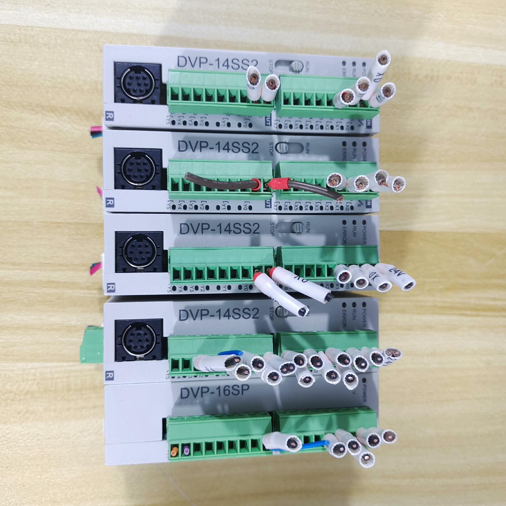 台达DVP14SS211R原装拆机功能完好实物拍摄成色漂亮需