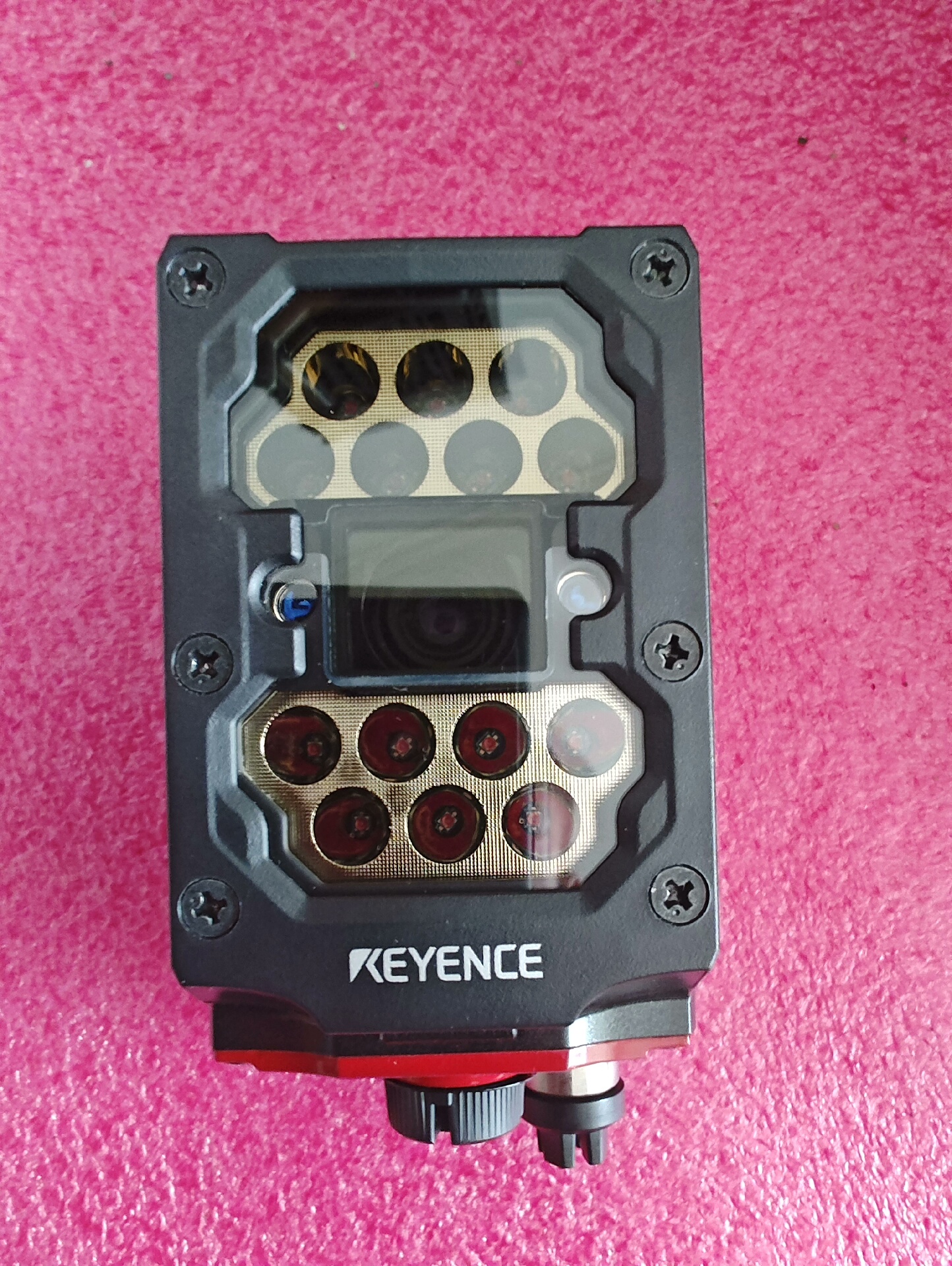 基恩士SR-2000读码器，全新没有包装