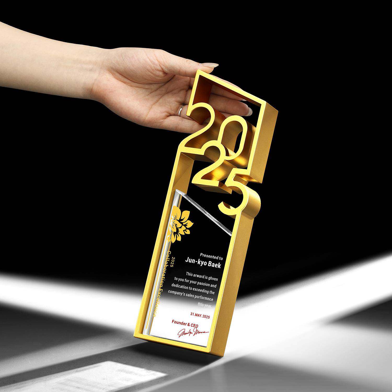 2025创意新款水晶彩印铝合金奖杯刻字优秀团体奖励大道为公纪念品