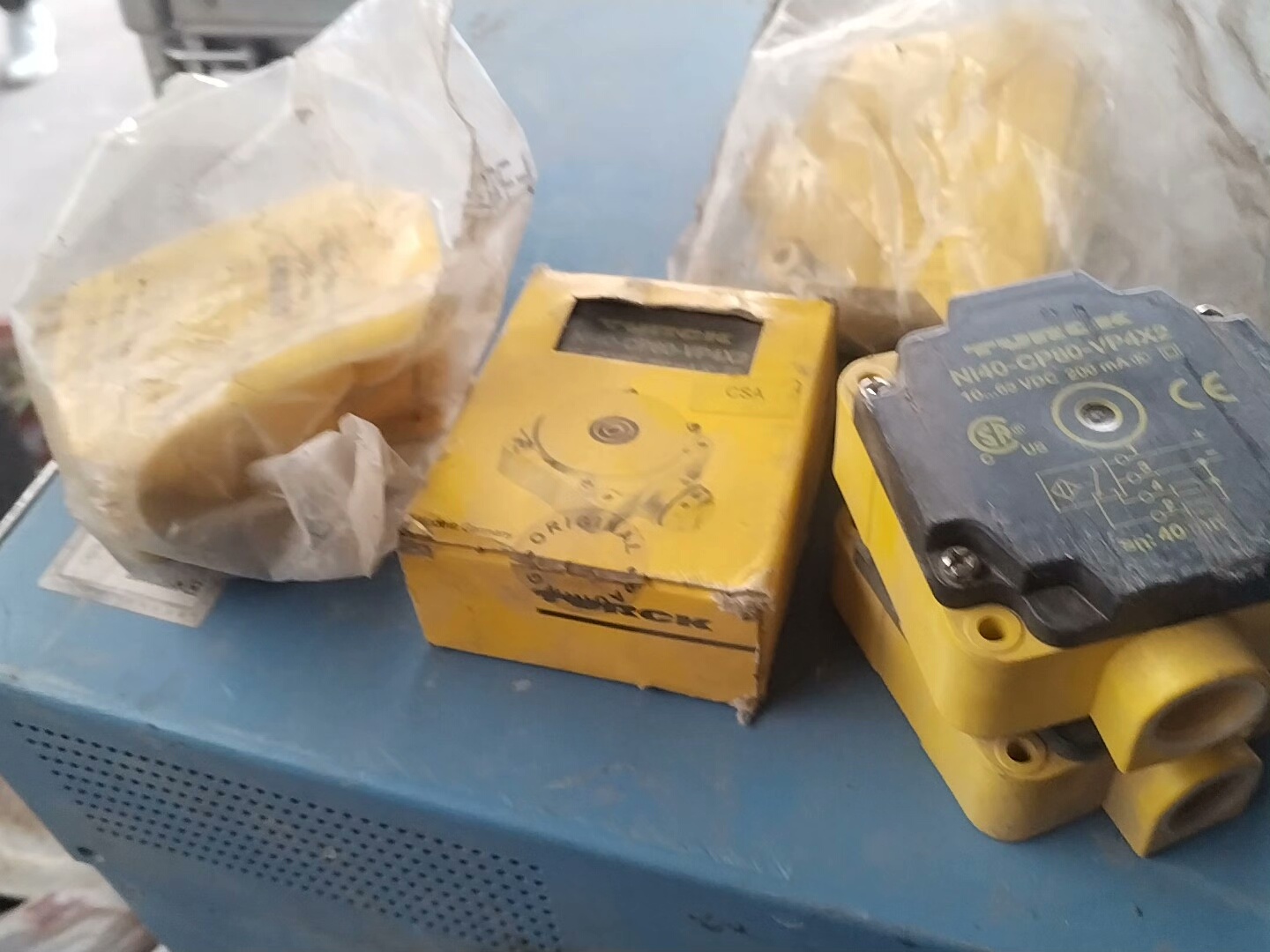 图尔克ni40四个五个全新的库存货，三个带包装，两个没有了，