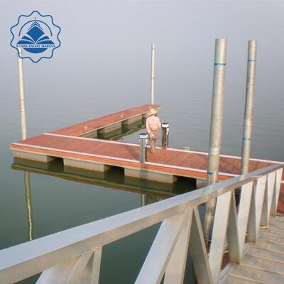 水上浮动游艇码头钢结构框架浮桥厂家设计海上浮桥码头船坞泊位