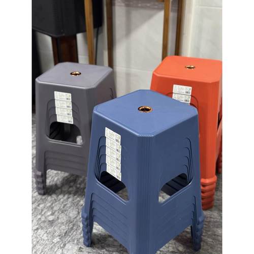 厚?家用熟胶塑料凳能子加多功客厅餐桌椅现代HOF板叠放凳成人方凳