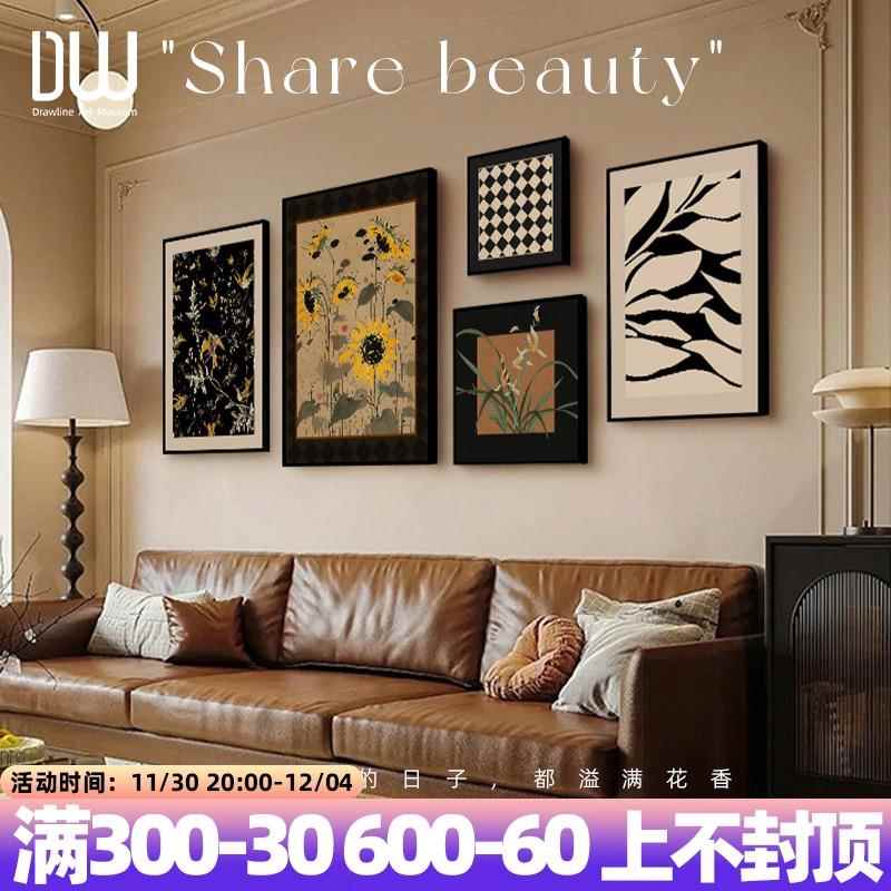 中古风客厅组合装饰画法复古挂画式高级感沙发背式景美墙艺术壁画