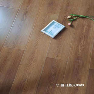 人字拼灰色 強化復合木地板10mm家用廠家直銷環保耐磨防潮簡約個性