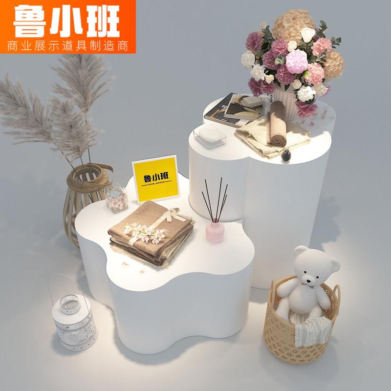 服装店中岛展示台高低流水台展示桌中间摆放女装店陈列道具展示柜